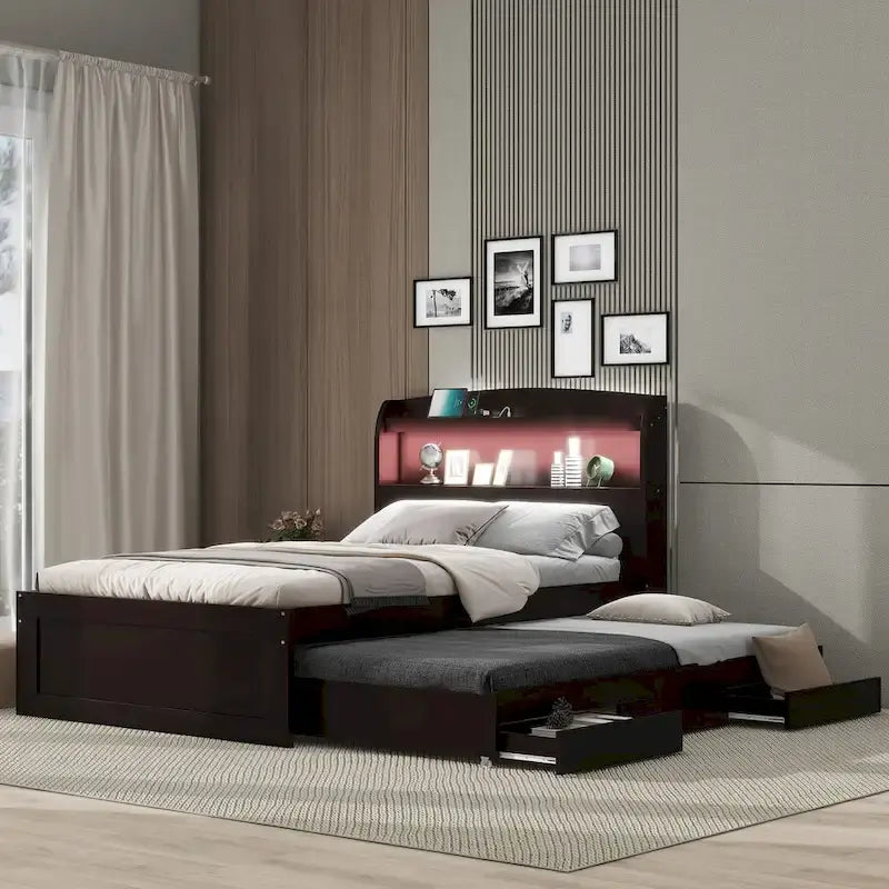 Letto a piattaforma una piazza e mezza con testiera a LED e cassetti