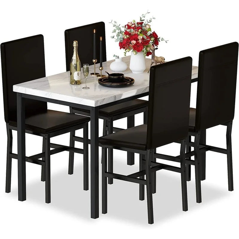Set da pranzo Mieres 5 pezzi con tavolo in finto marmo e 4 sedie imbottite in pelle sintetica PU