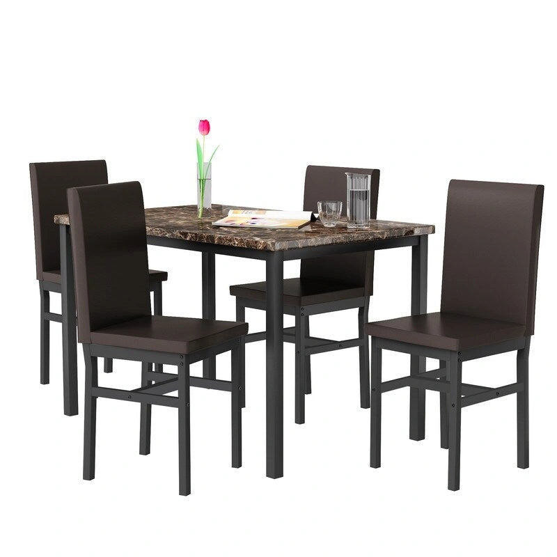 Set da pranzo Mieres 5 pezzi con tavolo in finto marmo e 4 sedie imbottite in pelle sintetica PU