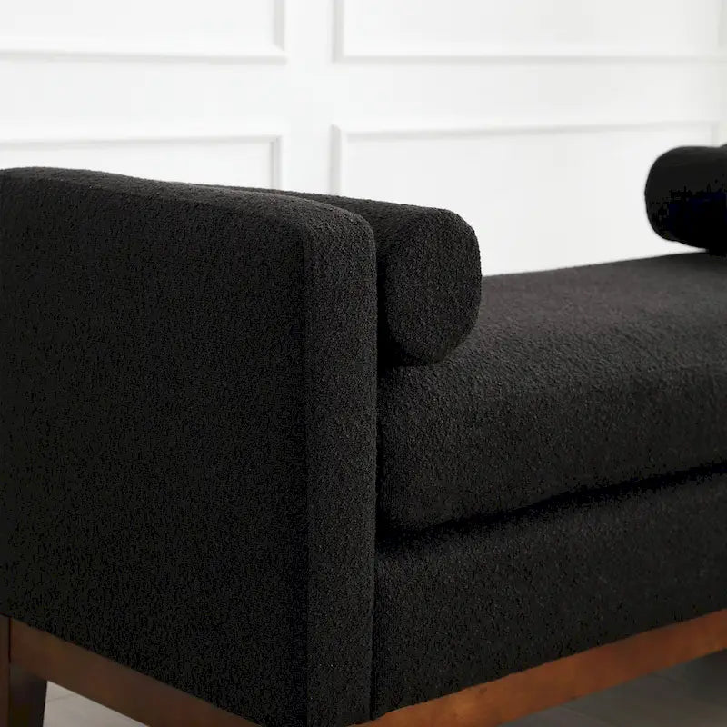 Elegante panca imbottita, con gambe in legno